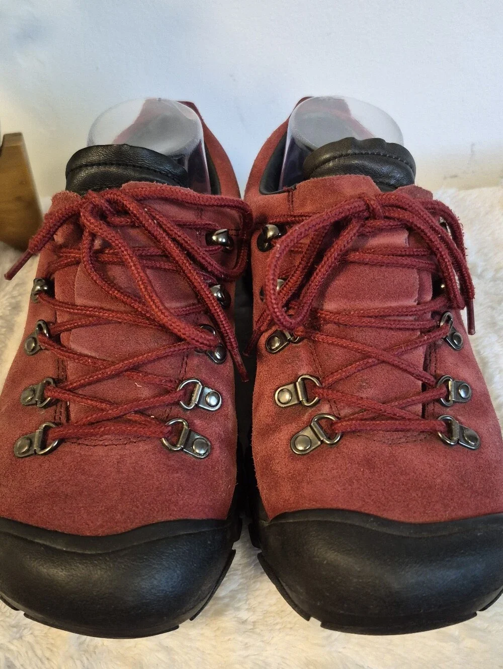 Keen Burgundy Red Suede Leather Hiking Trail Shoes XT0705 Lace Up Women's Size 9